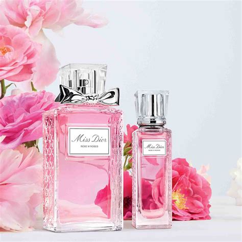 dior en rose|Dior roses and apples.